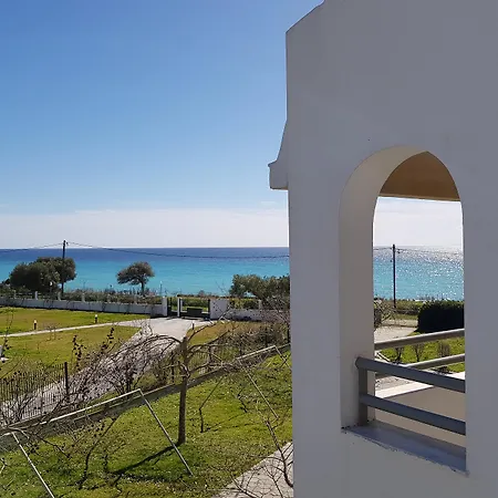 Skion Palace Hotel-bungalows & Boutique 4*