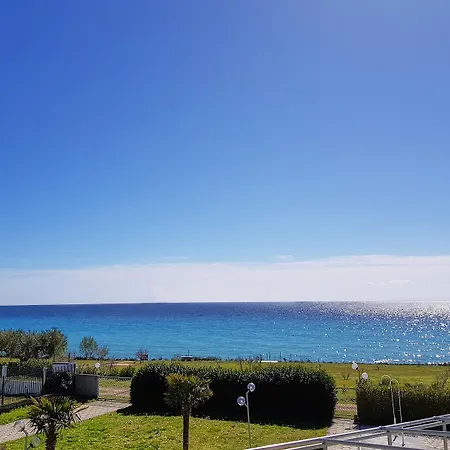 Skion Palace Hotel-bungalows & Boutique Hotel Nea Skioni