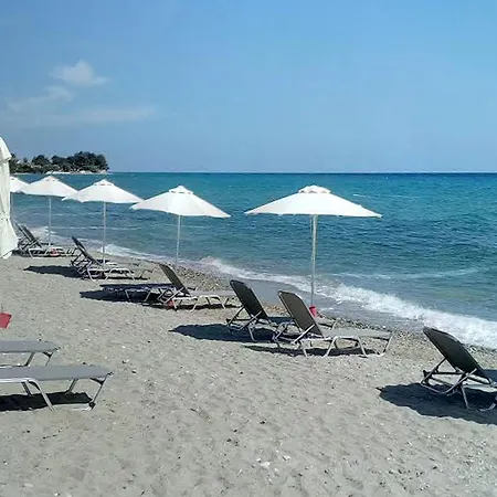 Skion Palace Hotel-bungalows & Boutique Nea Skioni