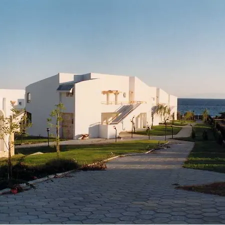 Skion Palace Hotel-bungalows & Boutique Hotel