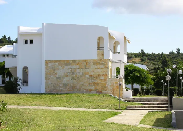 Skion Palace Hotel-bungalows & Boutique ホテル 4*
