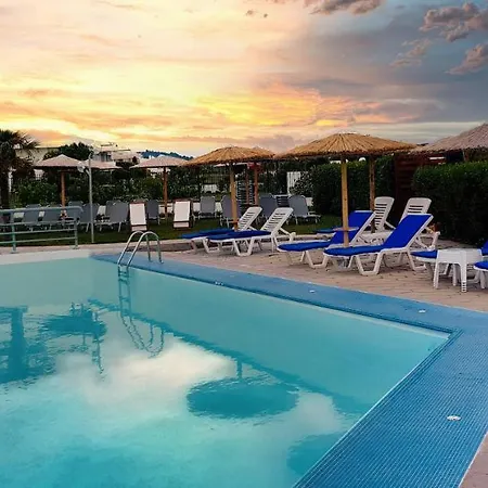 Skion Palace Hotel-bungalows & Boutique 尼尔斯吉尼