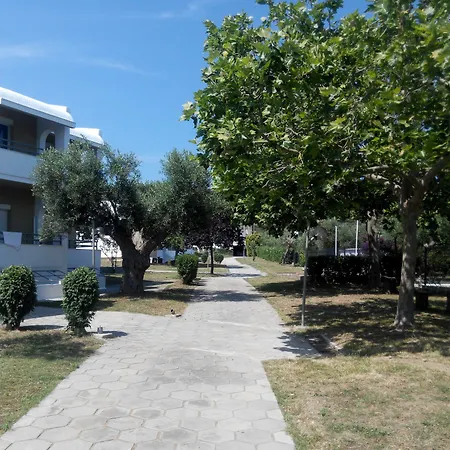 Skion Palace Hotel-bungalows & Boutique