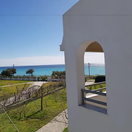 Skion Palace Hotel-bungalows & Boutique