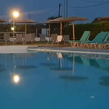 Skion Palace Hotel-bungalows & Boutique Otel 4*