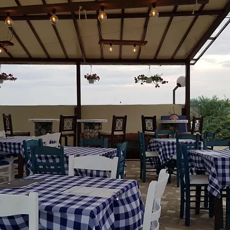 Skion Palace Hotel-bungalows & Boutique