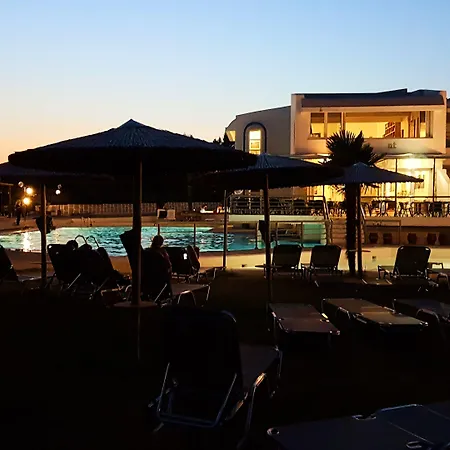 Skion Palace Hotel-bungalows & Boutique 尼尔斯吉尼
