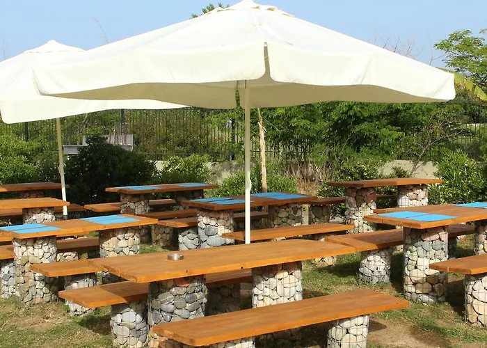 Skion Palace Hotel-bungalows & Boutique Nea Skioni