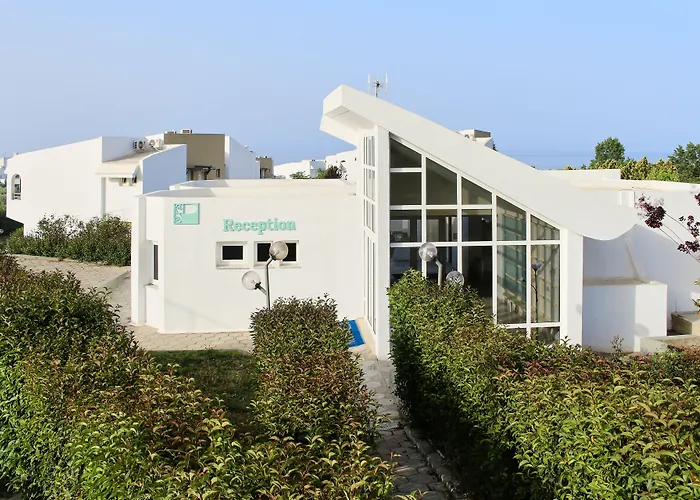 Skion Palace Hotel-bungalows & Boutique